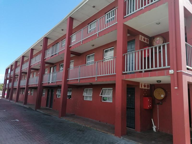 2 Bedroom Property for Sale in Maitland Western Cape